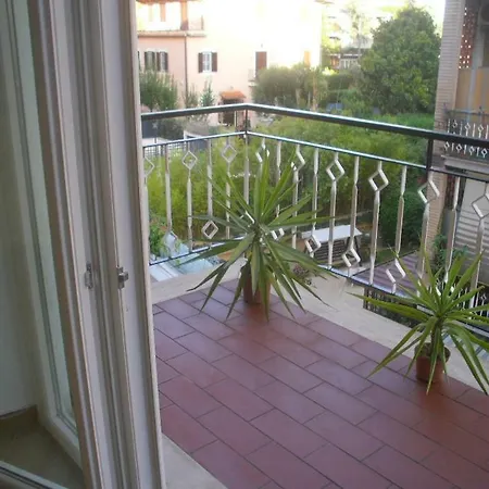 Apartament Lovely Little In Via Aurelia